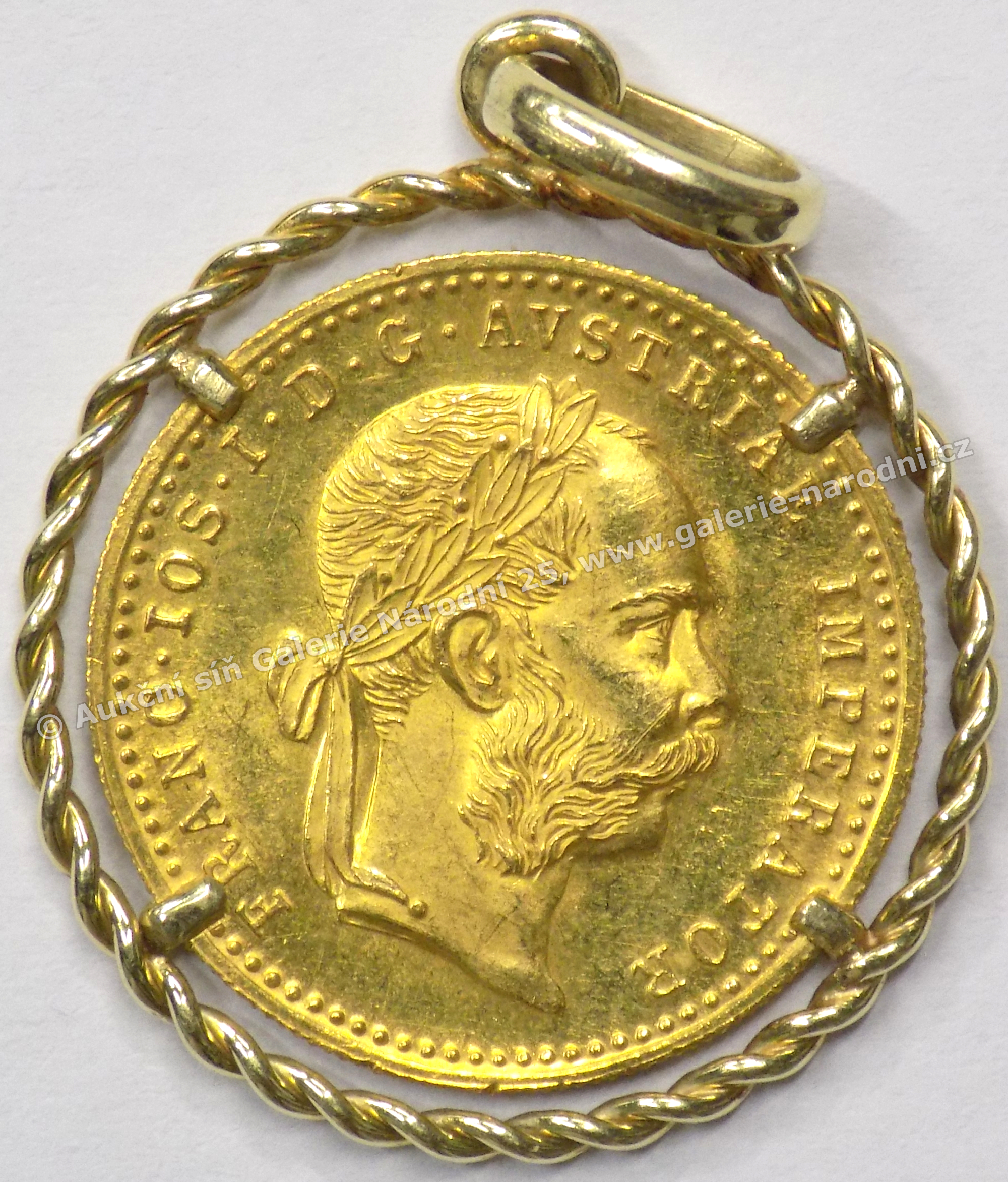 detail